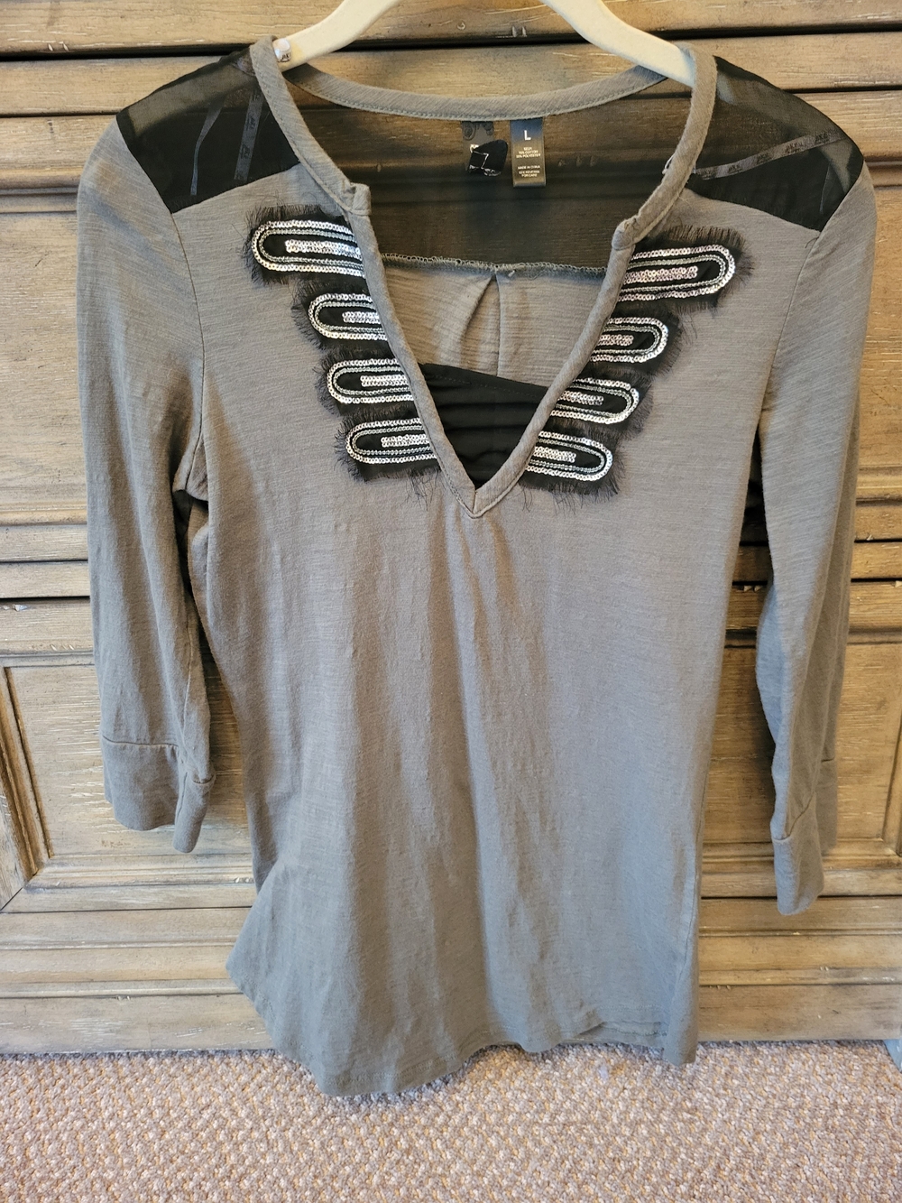 BKE Gray Long-Sleeve V-Neck Top with Sheer Black Insets